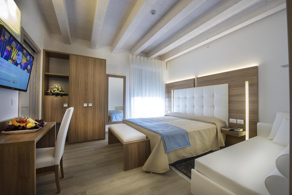 Hotel Hollywood***S Lido di Jesolo Room photo